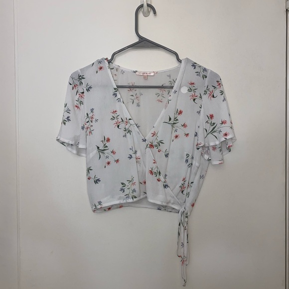 Lottie moss floral top! - Picture 3 of 4